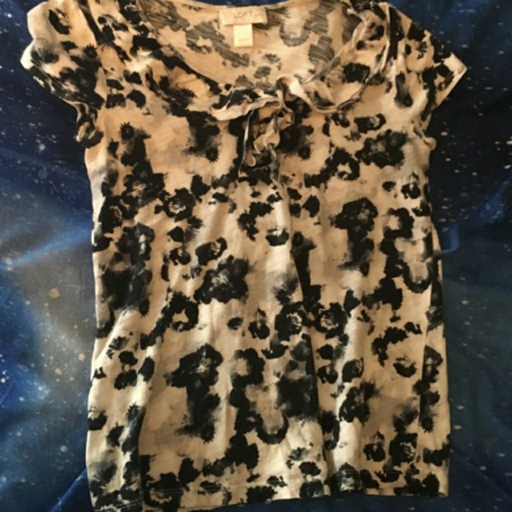 Cute black and white blouse